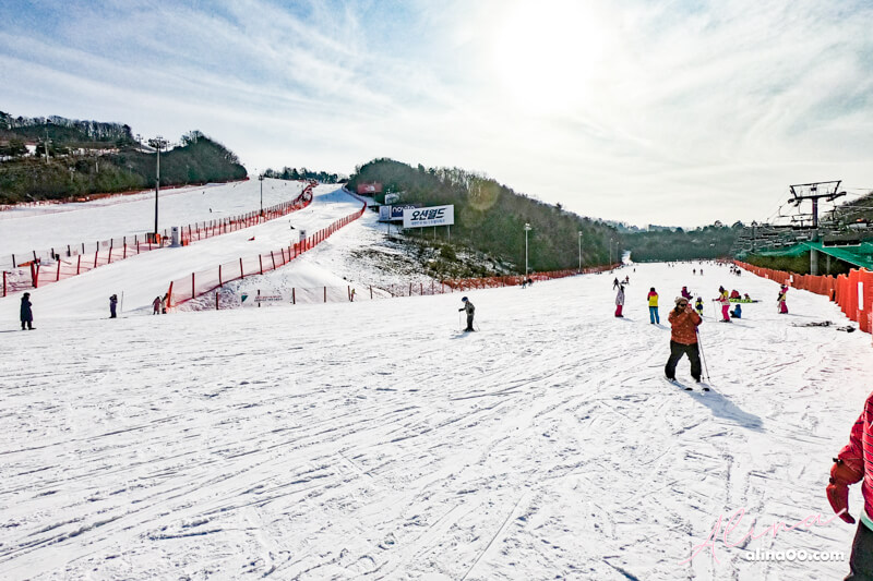 【韓國滑雪】韓國滑雪 一日遊去洪川大明滑雪村，教學裝備全包 @Alina 愛琳娜