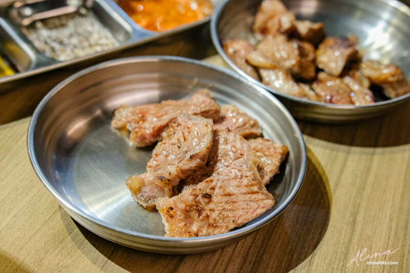 【台北美食】台韓民國 東區韓式烤肉 牛豬烤肉拼盤+韓式豬血腸 @Alina 愛琳娜 【台北美食】台韓民國 東區韓式烤肉 牛豬烤肉拼盤+韓式豬血腸 @Alina 愛琳娜