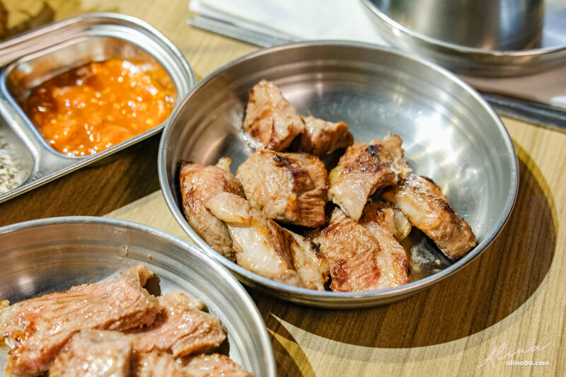【台北美食】台韓民國 東區韓式烤肉 牛豬烤肉拼盤+韓式豬血腸 @Alina 愛琳娜 【台北美食】台韓民國 東區韓式烤肉 牛豬烤肉拼盤+韓式豬血腸 @Alina 愛琳娜