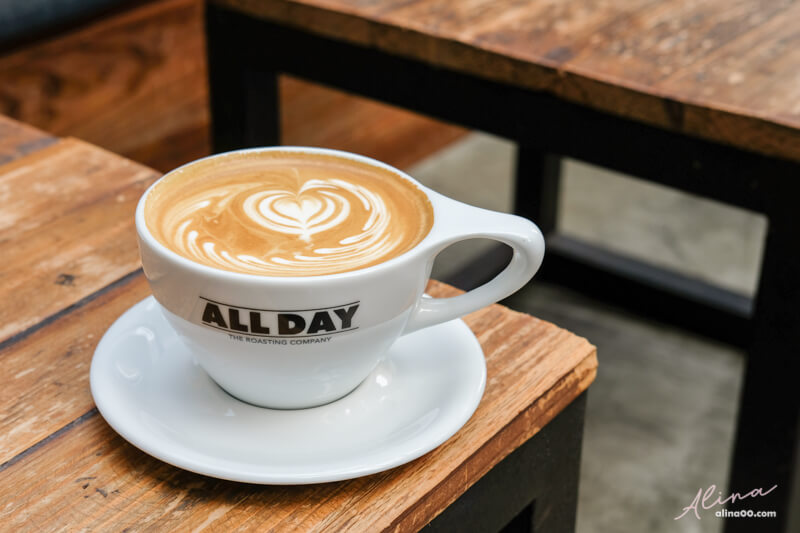 【台北咖啡館】ALL DAY Roasting Company 工業風質感不限時 @Alina 愛琳娜
