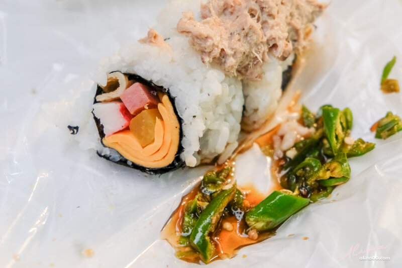 元祖鮪魚起司裸飯捲｜廣藏市場特色小吃，推薦雜菜冬粉魚板套餐 @Alina 愛琳娜