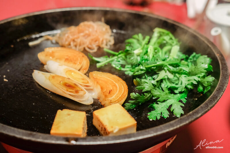 【大阪美食】北むら 心齋橋壽喜燒 北村A5和牛壽喜燒,米其林推薦 @Alina 愛琳娜 【大阪美食】北むら 心齋橋壽喜燒 北村A5和牛壽喜燒,米其林推薦 @Alina 愛琳娜