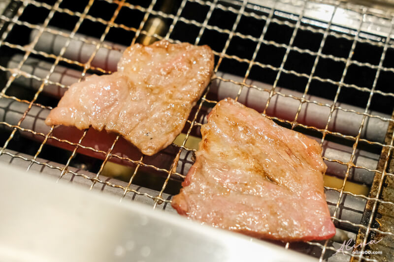 【台北食記】燒肉LIKE京站店 一人燒肉店，單身也能輕鬆吃烤肉 @Alina 愛琳娜