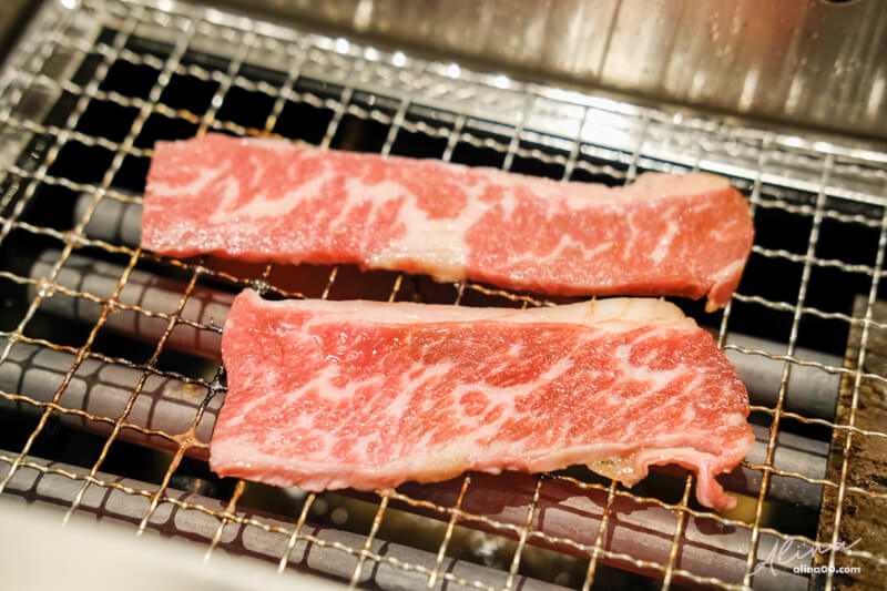 【台北食記】燒肉LIKE京站店 一人燒肉店，單身也能輕鬆吃烤肉 @Alina 愛琳娜