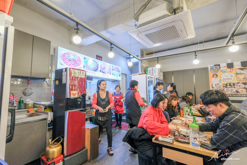 【首爾美食】廣藏市場生牛肉-活章魚生拌牛肉，口感滑嫩順口 @Alina 愛琳娜