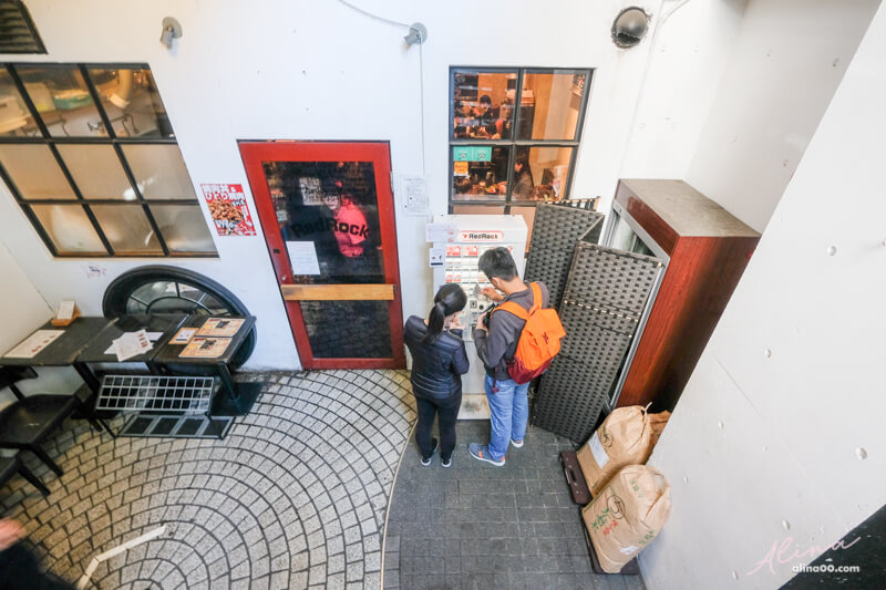 【東京美食】Red Rock 東京原宿店|人氣和牛肉丼、厚切牛排蓋飯 @Alina 愛琳娜 【東京美食】Red Rock 東京原宿店|人氣和牛肉丼、厚切牛排蓋飯 @Alina 愛琳娜
