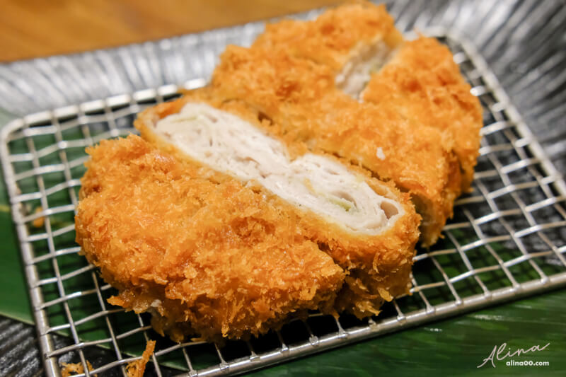 【台北美食】晴木千層豬排 微風南山店:招牌三元豚日式豬排飯 @Alina 愛琳娜 【台北美食】晴木千層豬排 微風南山店:招牌三元豚日式豬排飯 @Alina 愛琳娜
