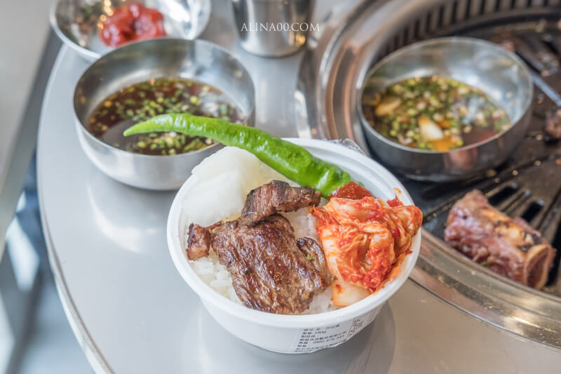 【台北美食】新村站著吃烤肉台北店|鐵桶韓國烤肉訂位免排隊 @Alina 愛琳娜 【台北美食】新村站著吃烤肉台北店|鐵桶韓國烤肉訂位免排隊 @Alina 愛琳娜