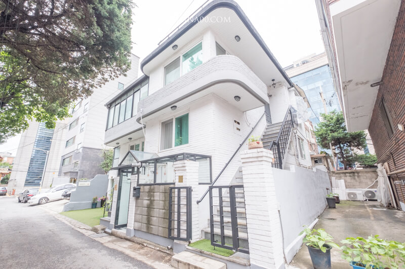 【首爾住宿】 Neat House 弘大民宿｜住宿推薦舒服溫馨的可愛風格 @Alina 愛琳娜