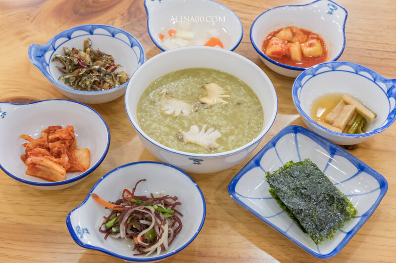 濟州家釜山西面店|鮑魚粥香濃好吃,適合當早餐的1人友善餐廳 @Alina 愛琳娜 濟州家釜山西面店|鮑魚粥香濃好吃,適合當早餐的1人友善餐廳 @Alina 愛琳娜