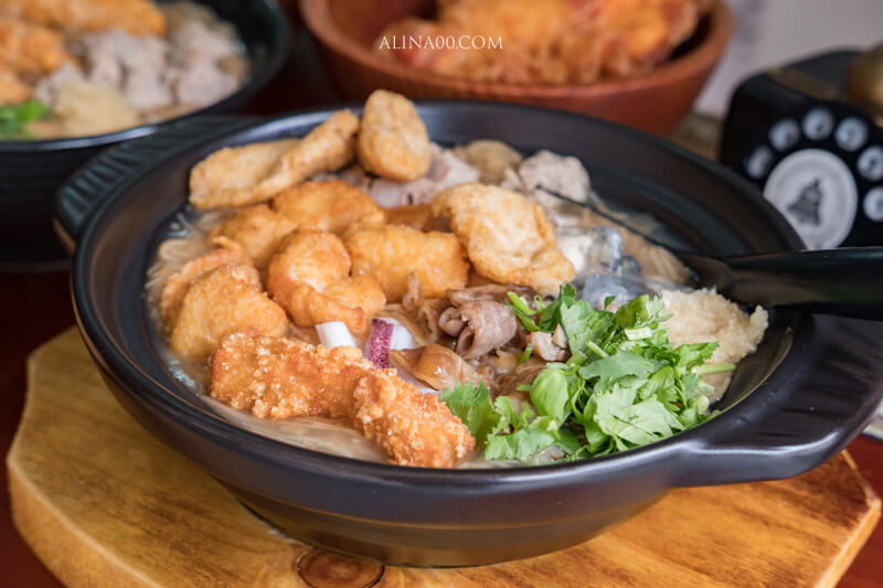 【台北美食】賴桑透抽蚵仔麵線|龍山寺美食推薦,魔霸特餐料多好吃 @Alina 愛琳娜 【台北美食】賴桑透抽蚵仔麵線|龍山寺美食推薦,魔霸特餐料多好吃 @Alina 愛琳娜