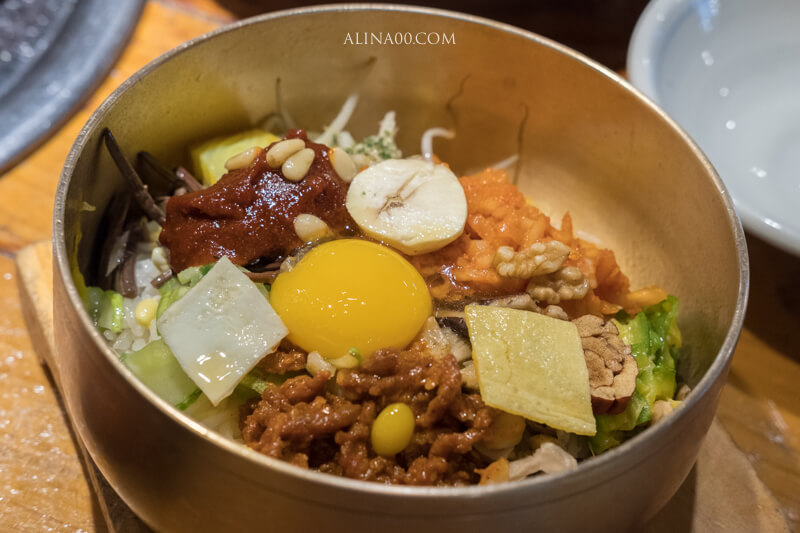【首爾美食】古宮拌飯 明洞店|好吃的韓國全州拌飯,中文訂位優惠又方便 @Alina 愛琳娜 【首爾美食】古宮拌飯 明洞店|好吃的韓國全州拌飯,中文訂位優惠又方便 @Alina 愛琳娜
