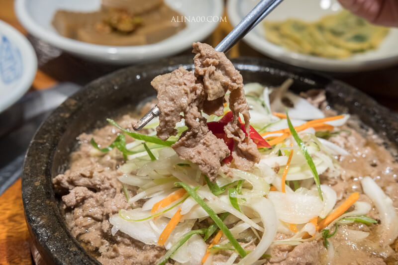 【首爾美食】古宮拌飯 明洞店|好吃的韓國全州拌飯,中文訂位優惠又方便 @Alina 愛琳娜 【首爾美食】古宮拌飯 明洞店|好吃的韓國全州拌飯,中文訂位優惠又方便 @Alina 愛琳娜
