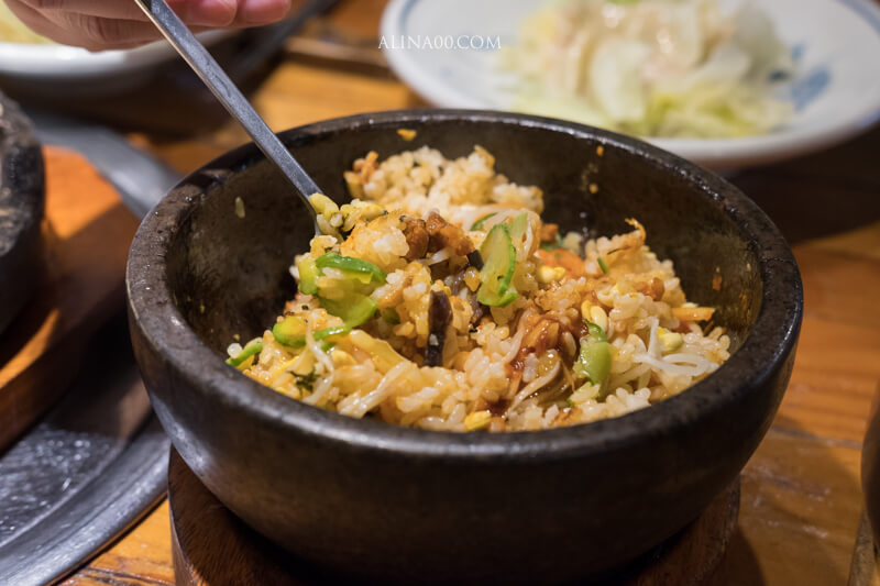 【首爾美食】古宮拌飯 明洞店｜好吃的韓國全州拌飯，中文訂位優惠又方便 @Alina 愛琳娜