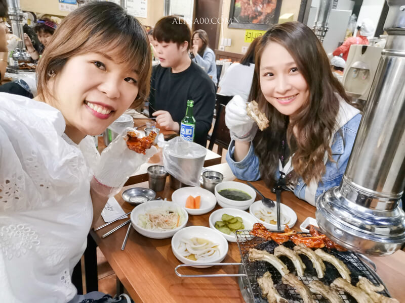 釜山烤肋排｜西面必吃美食：鹽烤肋排、甜辣BBQ烤肉味 @Alina 愛琳娜