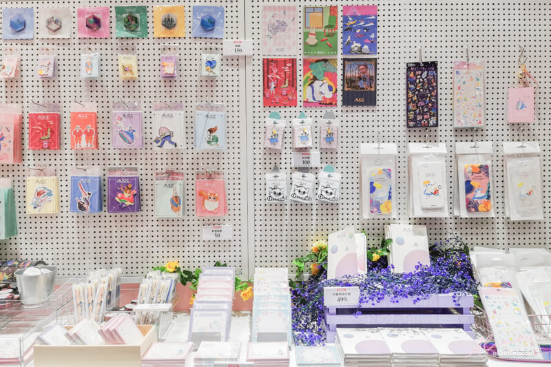 【台北景點】跳進兔子洞 愛麗絲夢遊奇境體驗展｜韓國IG人氣打卡景點 @Alina 愛琳娜
