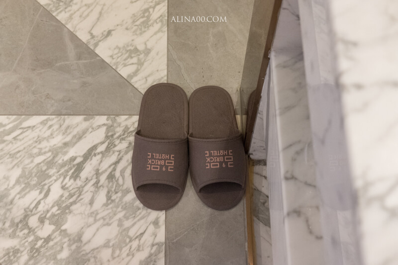 首爾弘大九磚飯店(奈比酒店) 9 Brick Hotel｜復古歐風高質感 @Alina 愛琳娜