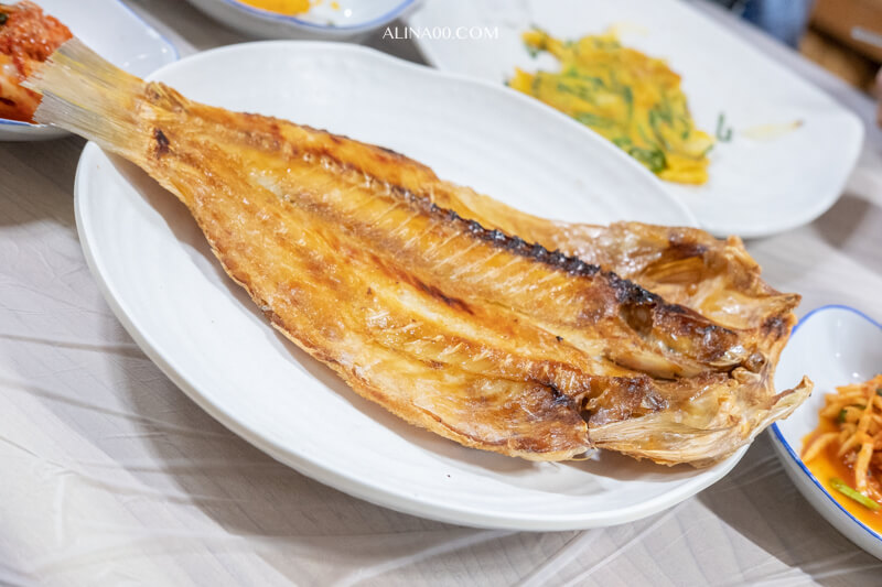 【濟州島美食】濟州市-大元家-鮑魚海鮮鍋、烤馬頭魚招牌推薦必吃！ @Alina 愛琳娜