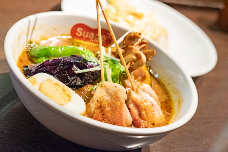【北海道美食】札幌 湯咖哩Suage+ 招牌知床雞肉咖哩好吃！ @Alina 愛琳娜