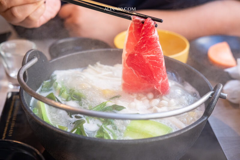 【台北美食】東區-雞湯大叔-香濃雞湯火鍋,湯頭美味.價格優惠 @Alina 愛琳娜 【台北美食】東區-雞湯大叔-香濃雞湯火鍋,湯頭美味.價格優惠 @Alina 愛琳娜