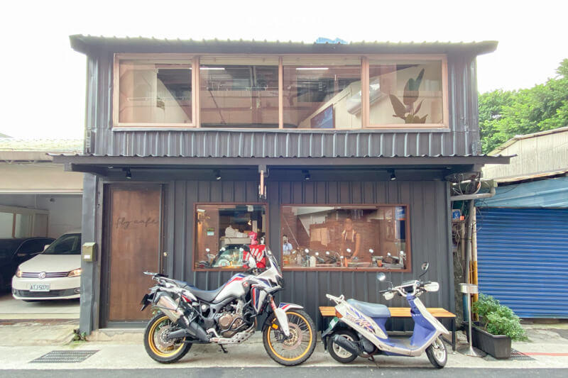 【台北甜點】Fly Cafe 蒼蠅哥 肉桂捲每日限量，晚來就吃不到！ @Alina 愛琳娜