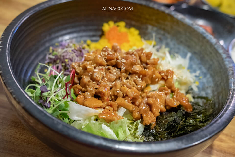 【首爾美食】 弘大韓式拌飯 덮불蓋飯｜一人友善餐廳吃飯好方便 @Alina 愛琳娜