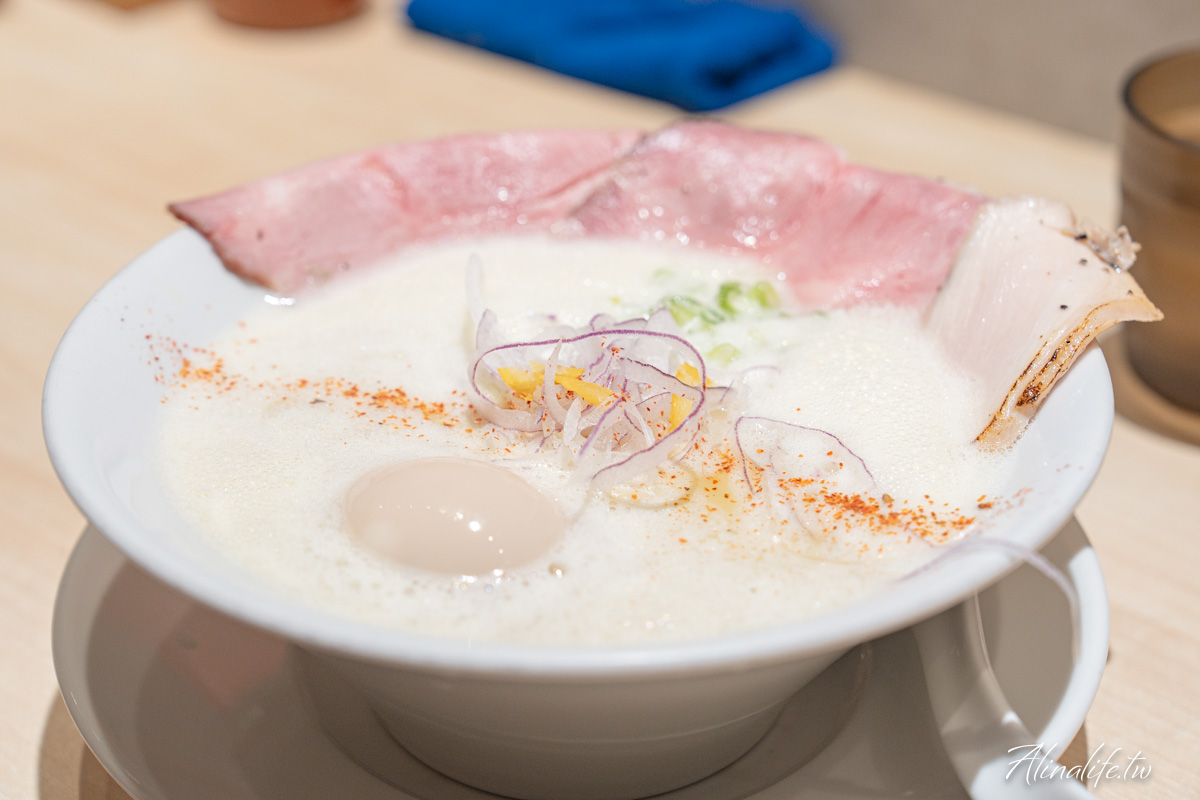 麵屋昕家｜內湖泡系雞白湯拉麵，配叉燒飯香濃飽足 @Alina 愛琳娜