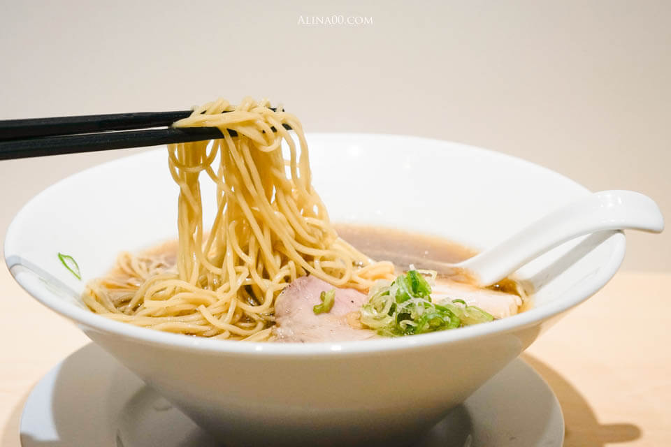 麵屋昕家｜內湖泡系雞白湯拉麵，配叉燒飯香濃飽足 @Alina 愛琳娜