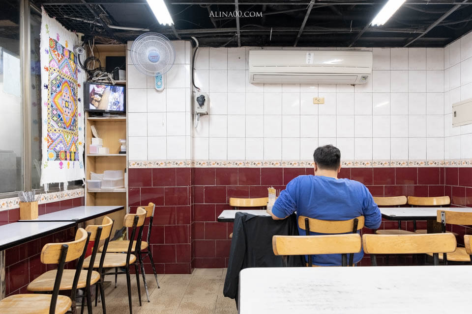【台北美食】中山-家鴻燒鵝 港式燒臘店|烤鵝腿飯竟然一開店就賣完! @Alina 愛琳娜 【台北美食】中山-家鴻燒鵝 港式燒臘店|烤鵝腿飯竟然一開店就賣完! @Alina 愛琳娜