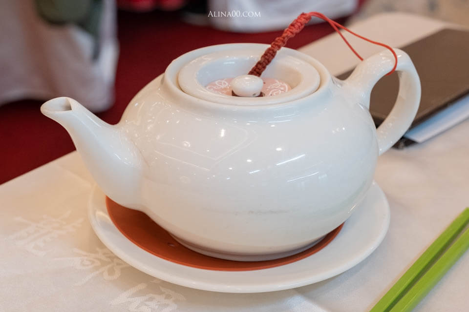 【台北美食】龍都酒樓內湖店|廣式烤鴨三吃,推薦配鴨架粥跟港點 @Alina 愛琳娜 【台北美食】龍都酒樓內湖店|廣式烤鴨三吃,推薦配鴨架粥跟港點 @Alina 愛琳娜