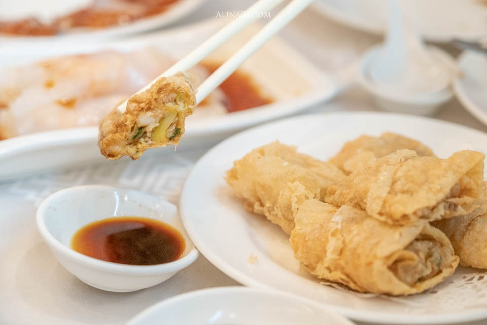 【台北美食】龍都酒樓內湖店|廣式烤鴨三吃,推薦配鴨架粥跟港點 @Alina 愛琳娜 【台北美食】龍都酒樓內湖店|廣式烤鴨三吃,推薦配鴨架粥跟港點 @Alina 愛琳娜