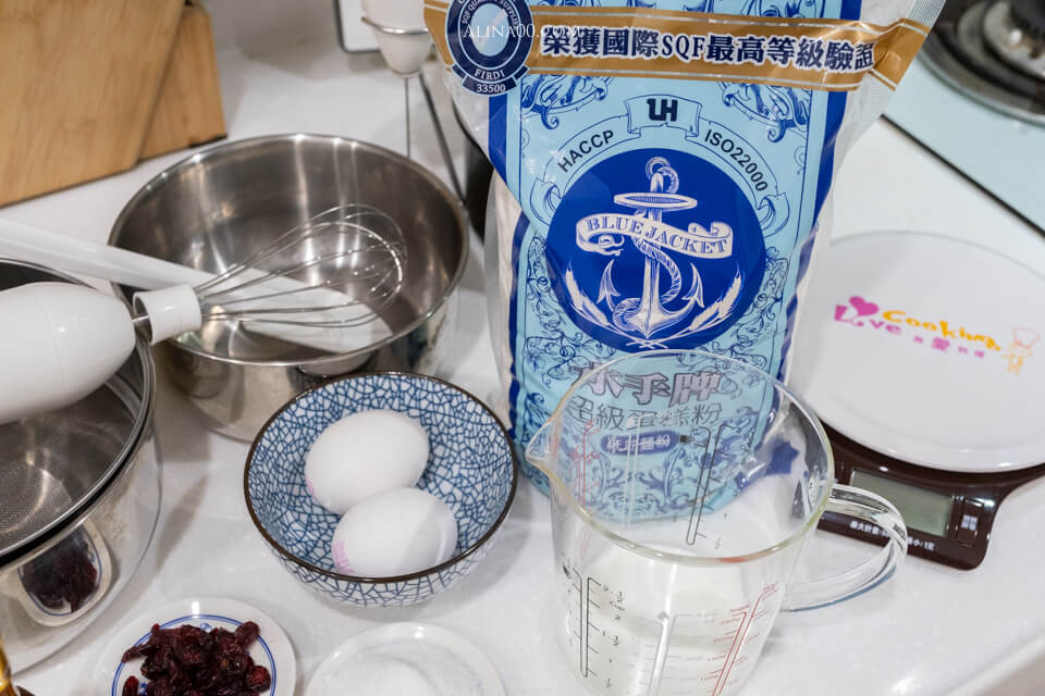 【氣炸鍋食譜】 戚風蛋糕食譜 做法&amp;材料｜蛋白硬性發泡(打發)是關鍵！ @Alina 愛琳娜