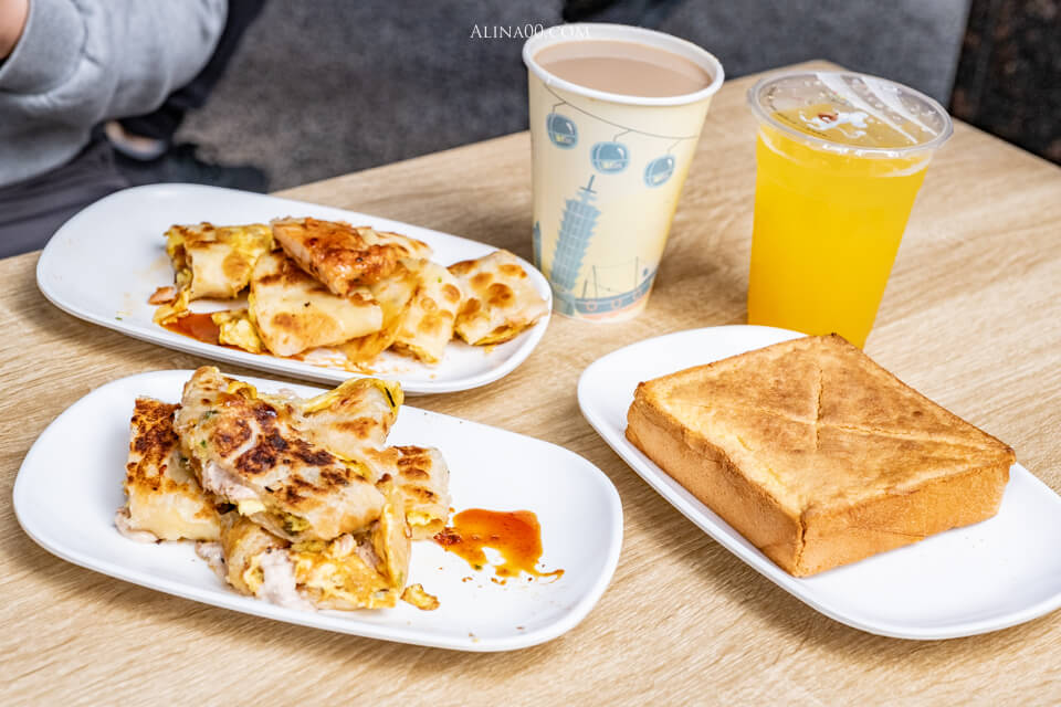 阿桂蛋餅東湖店|內湖厚酥脆餅皮蛋餅,爆餡高麗菜必點推薦 @Alina 愛琳娜 阿桂蛋餅東湖店|內湖厚酥脆餅皮蛋餅,爆餡高麗菜必點推薦 @Alina 愛琳娜