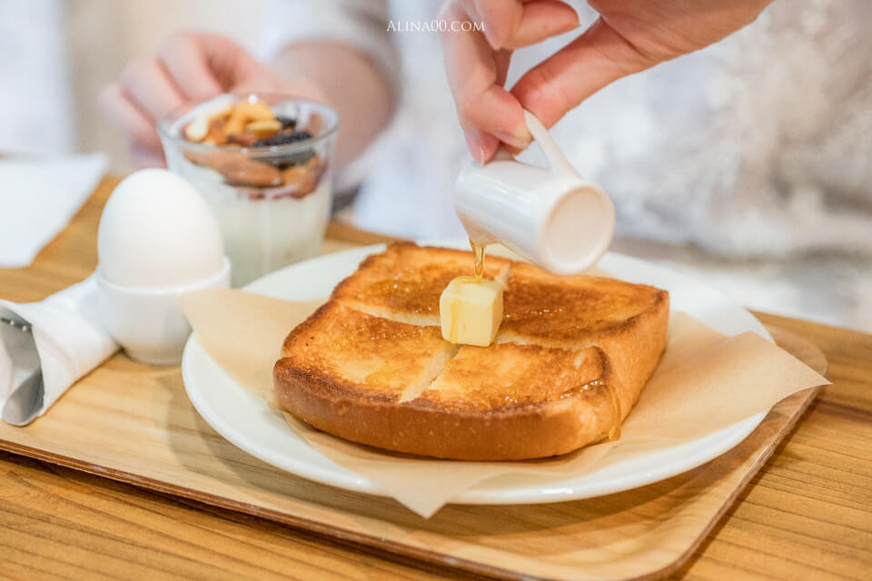 【台北美食】 boven cafe 雜誌圖書館|東區文青不限時咖啡廳 @Alina 愛琳娜 【台北美食】 boven cafe 雜誌圖書館|東區文青不限時咖啡廳 @Alina 愛琳娜