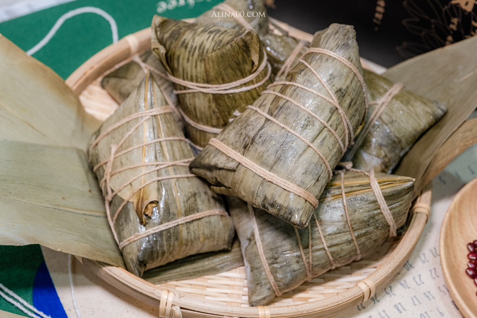 【宅配美食】 上海鄉村餐廳粽子禮盒 ｜端午節限定雪蓮傳香粽、豆沙粽 @Alina 愛琳娜