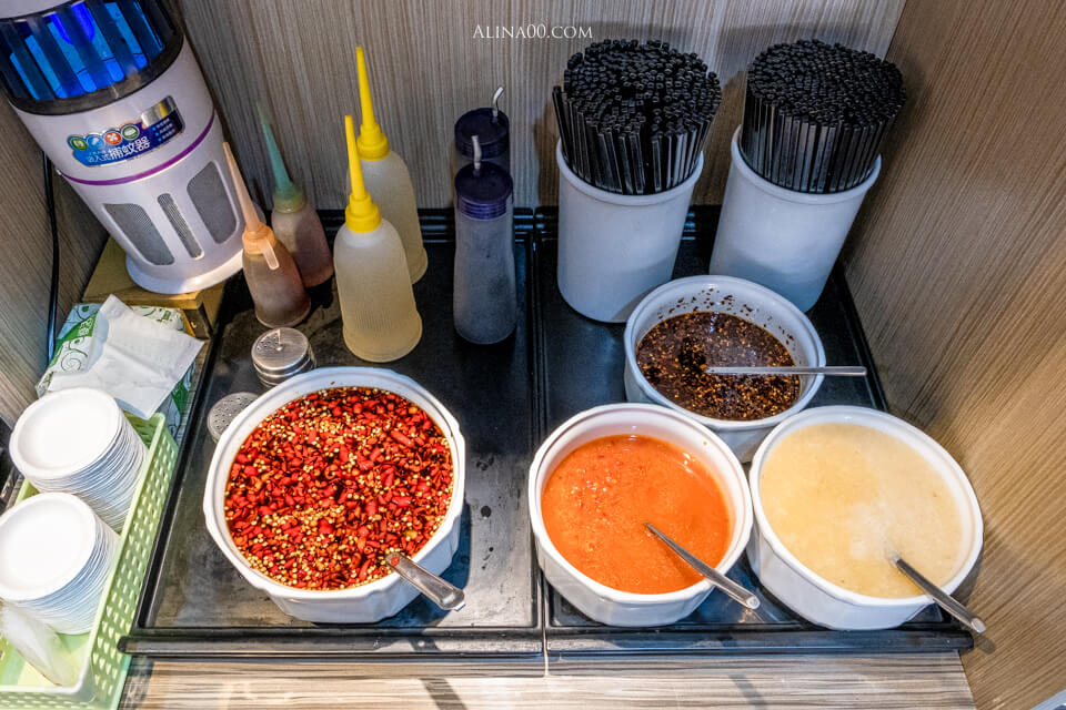 【台北美食】 巧之味手工水餃 |濟南路干貝水餃,有健康綠藻皮 @Alina 愛琳娜 【台北美食】 巧之味手工水餃 |濟南路干貝水餃,有健康綠藻皮 @Alina 愛琳娜