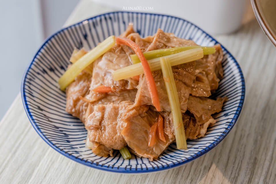 市府站餃子樂|東湖水餃二代店,口味選擇更多樣 @Alina 愛琳娜 市府站餃子樂|東湖水餃二代店,口味選擇更多樣 @Alina 愛琳娜