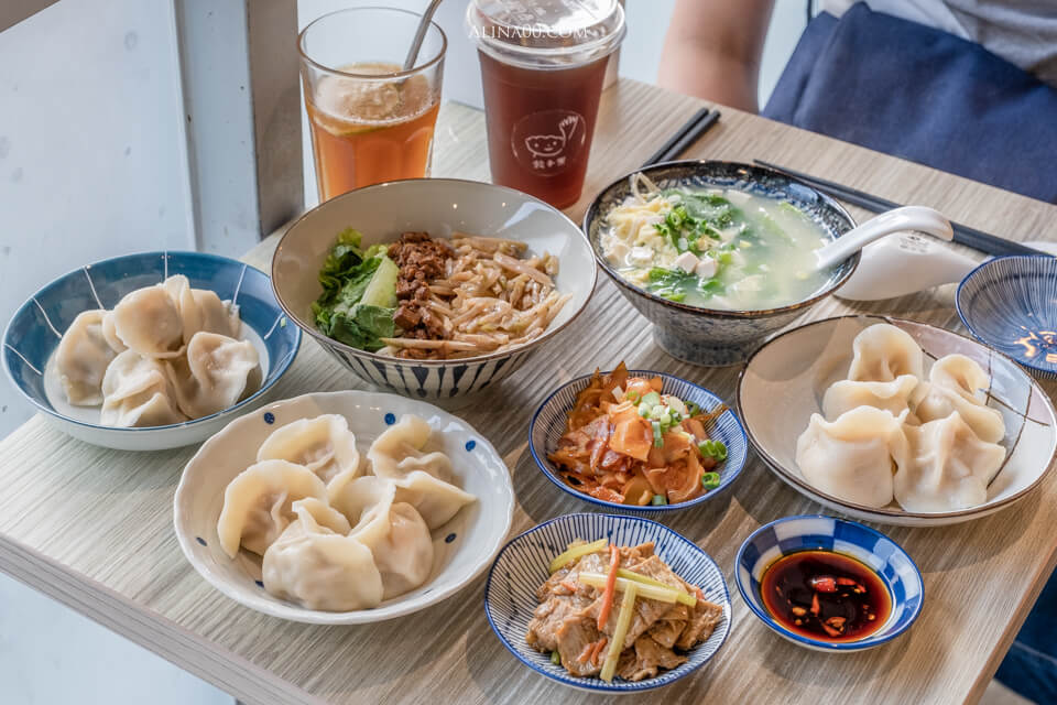 市府站餃子樂|東湖水餃二代店,口味選擇更多樣 @Alina 愛琳娜 市府站餃子樂|東湖水餃二代店,口味選擇更多樣 @Alina 愛琳娜