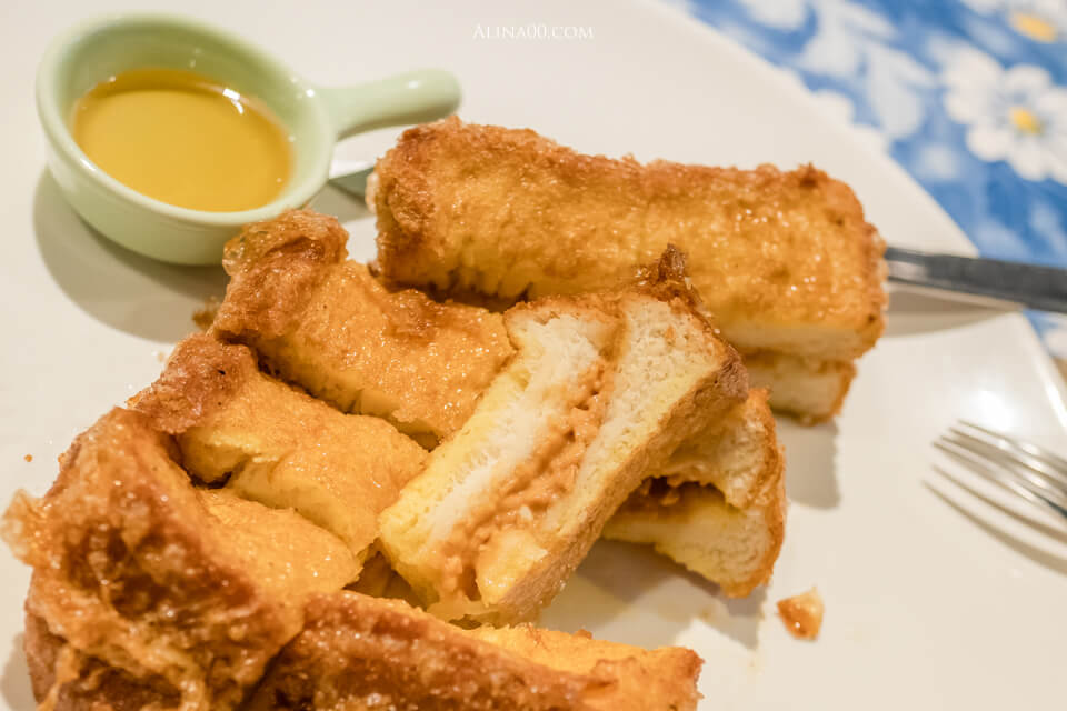 【士林美食】 Day Cafe 天母寵物友善餐廳|狗狗可以落地的輕鬆環境 @Alina 愛琳娜 【士林美食】 Day Cafe 天母寵物友善餐廳|狗狗可以落地的輕鬆環境 @Alina 愛琳娜