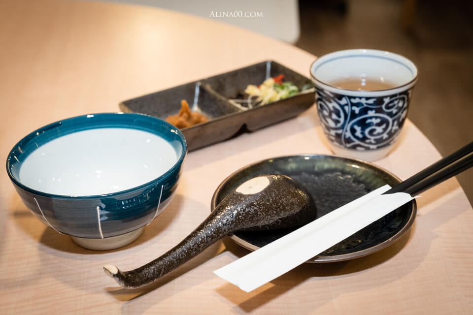 【台北美食】東區-墨岩梅崎 日式火鍋｜和牛配麻辣鍋，絕配好吃 @Alina 愛琳娜
