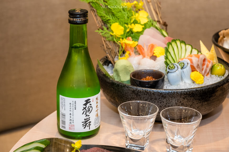 【台北美食】東區-墨岩梅崎 日式火鍋｜和牛配麻辣鍋，絕配好吃 @Alina 愛琳娜