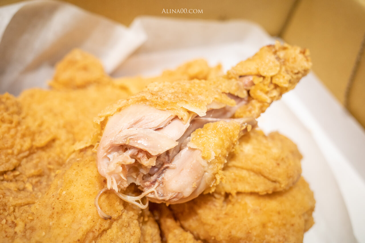 【嘉義美食】 桃城雞排 中正創始店|炸全雞在台灣也吃得到 @Alina 愛琳娜 【嘉義美食】 桃城雞排 中正創始店|炸全雞在台灣也吃得到 @Alina 愛琳娜