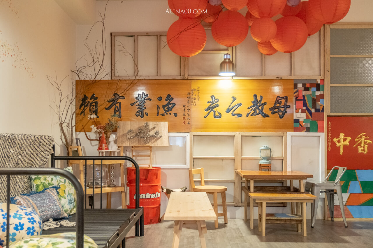 吉十咖啡｜新竹城隍廟老派肉桂捲，蝸牛圈圈口味多變化 @Alina 愛琳娜