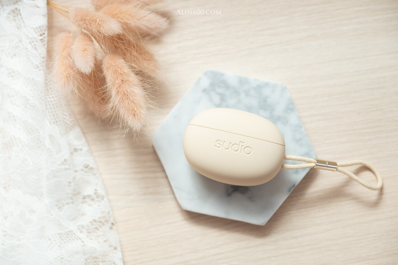 【耳機推薦】 Sudio T2 主動式降噪|輕巧美型、音質再升級 @Alina 愛琳娜 【耳機推薦】 Sudio T2 主動式降噪|輕巧美型、音質再升級 @Alina 愛琳娜