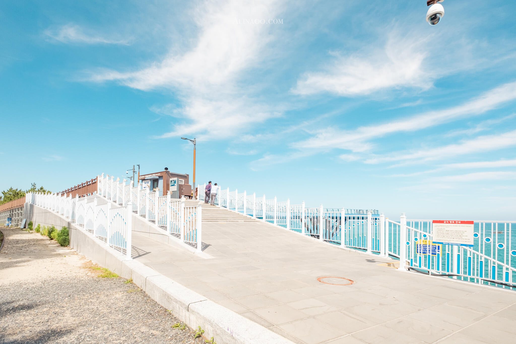 【釜山景點】青沙浦天空步道、紅白燈塔｜免費海景絕觀景點 @Alina 愛琳娜
