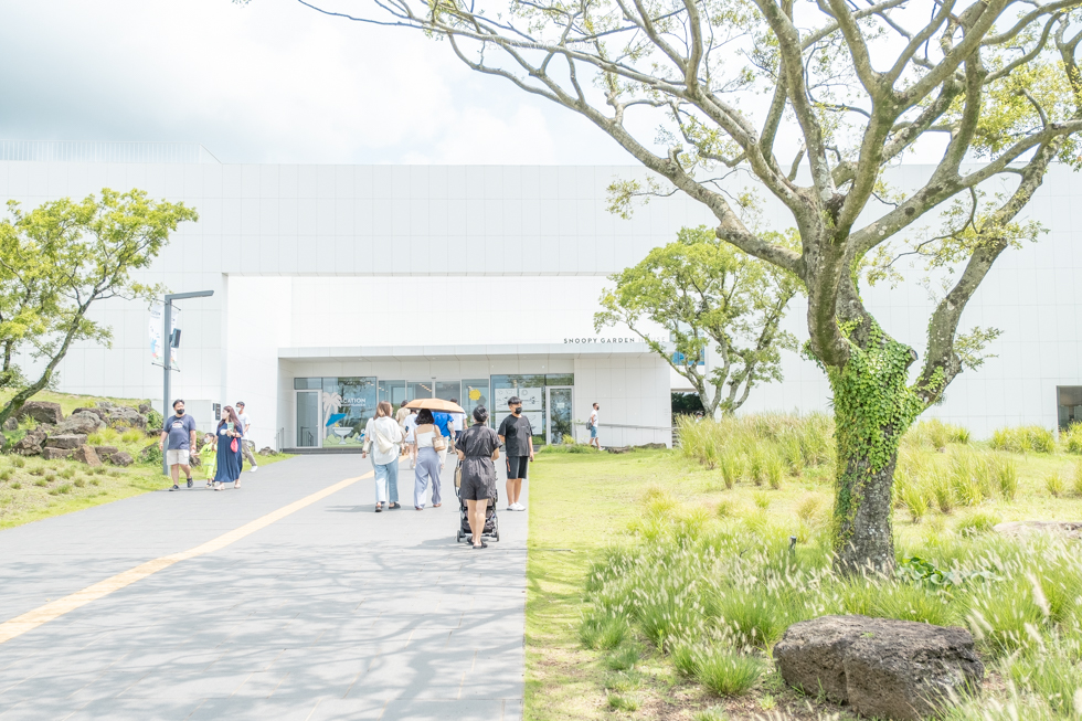【濟州島景點】史努比樂園 室內展覽區,空間超大好拍照 @Alina 愛琳娜