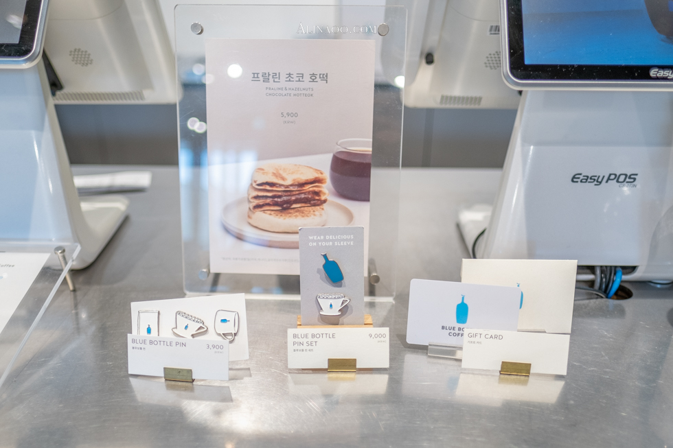 【首爾咖啡廳】韓國藍瓶咖啡 Blue Bottle Coffee 北村韓屋三清洞店 @Alina 愛琳娜