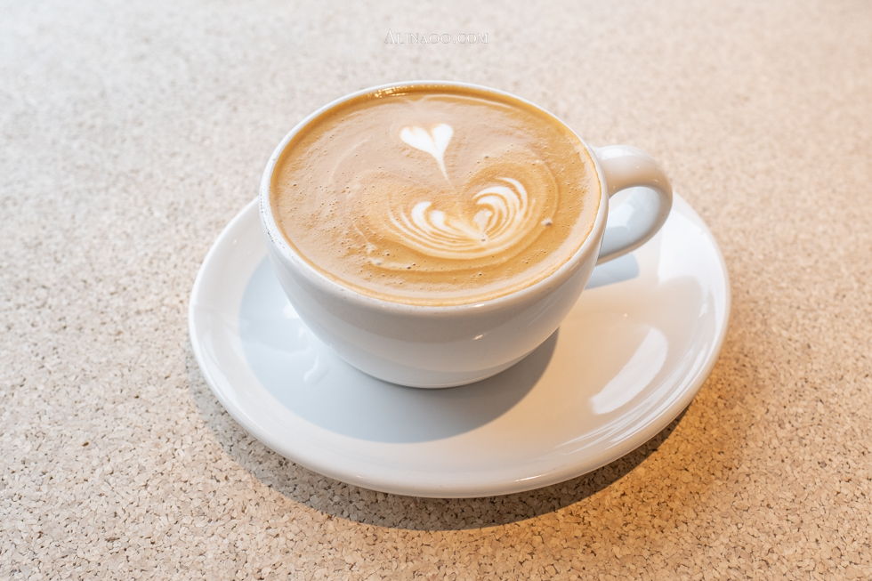 【首爾咖啡廳】韓國藍瓶咖啡 Blue Bottle Coffee 北村韓屋三清洞店 @Alina 愛琳娜