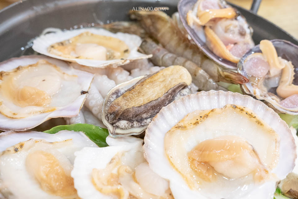 【釜山美食】善良章魚必吃!辣炒章魚拌飯 配 章魚海鮮火鍋 @Alina 愛琳娜 【釜山美食】善良章魚必吃!辣炒章魚拌飯 配 章魚海鮮火鍋 @Alina 愛琳娜