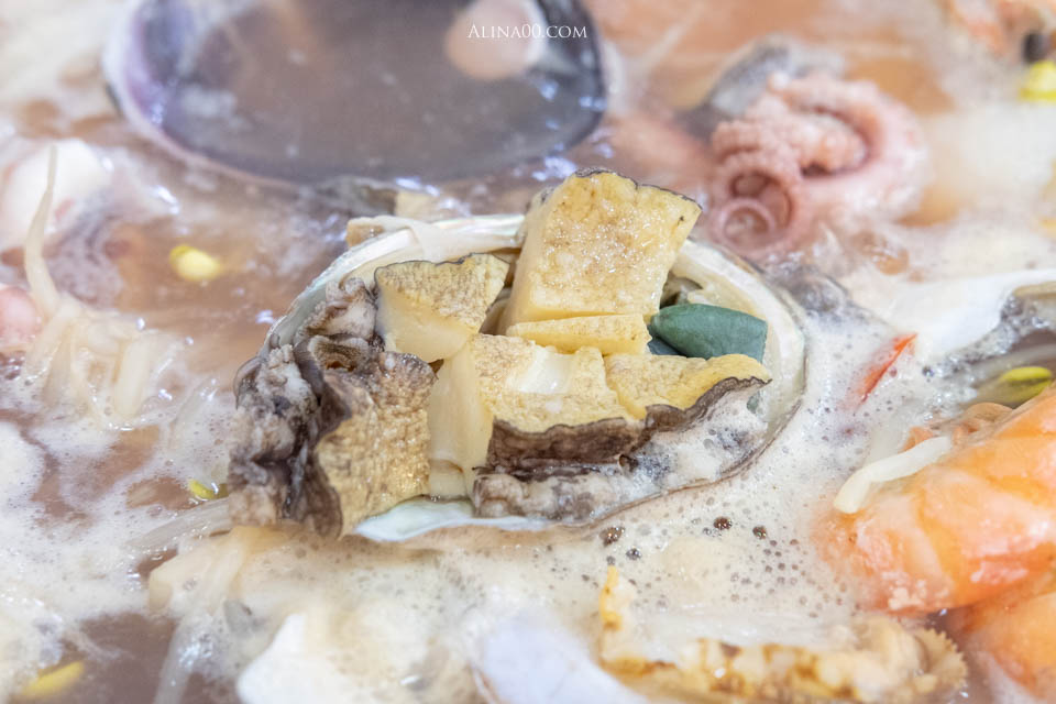 【釜山美食】善良章魚必吃!辣炒章魚拌飯 配 章魚海鮮火鍋 @Alina 愛琳娜 【釜山美食】善良章魚必吃!辣炒章魚拌飯 配 章魚海鮮火鍋 @Alina 愛琳娜